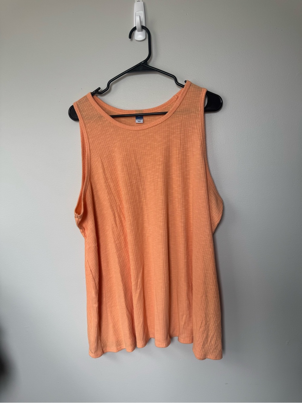 Old Navy Luxe Ribbed Sleeveless Tank - Peach